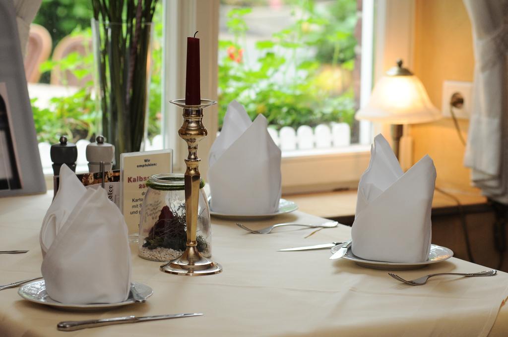 Hotel Restaurant Doppeladler Rees Extérieur photo